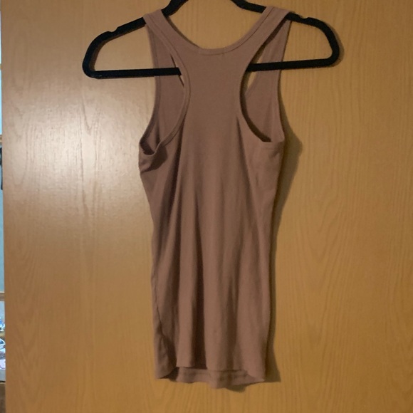 Active Basic Tan Tank Top - Picture 4 of 4